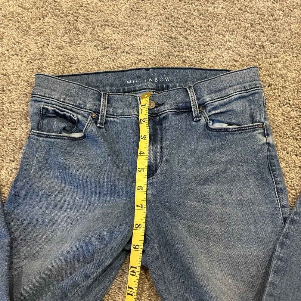 Mott & Bow Jeans Womens 26x28 Fits 28x28 Light Mid-Rise Skinny Stretch Denim